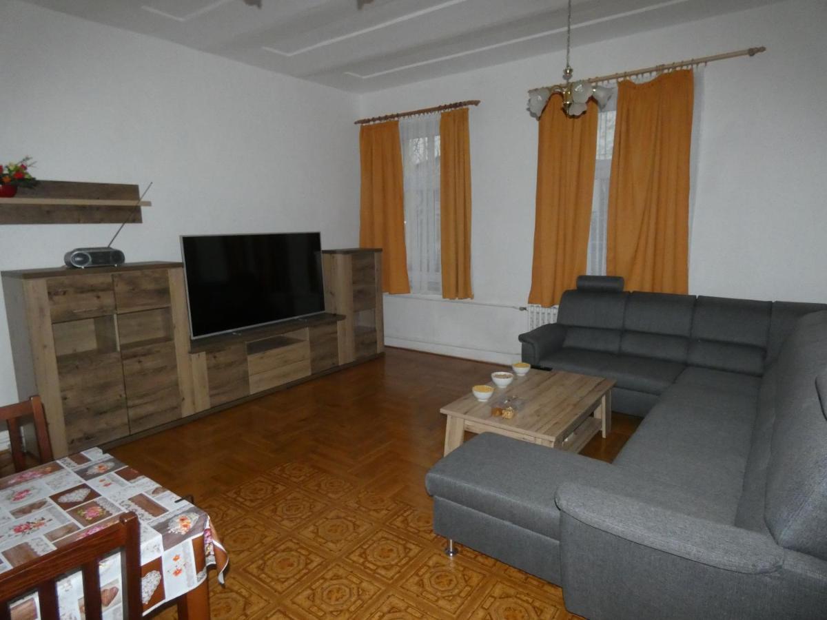 Apartment Pavel Velke Porici Екстер'єр фото